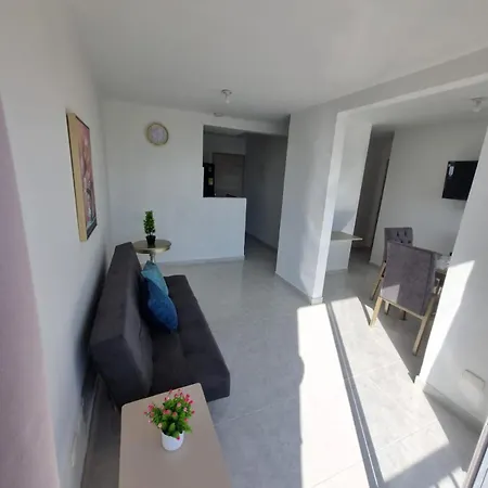 Apartamento Entrelagos 905 Cartagena
